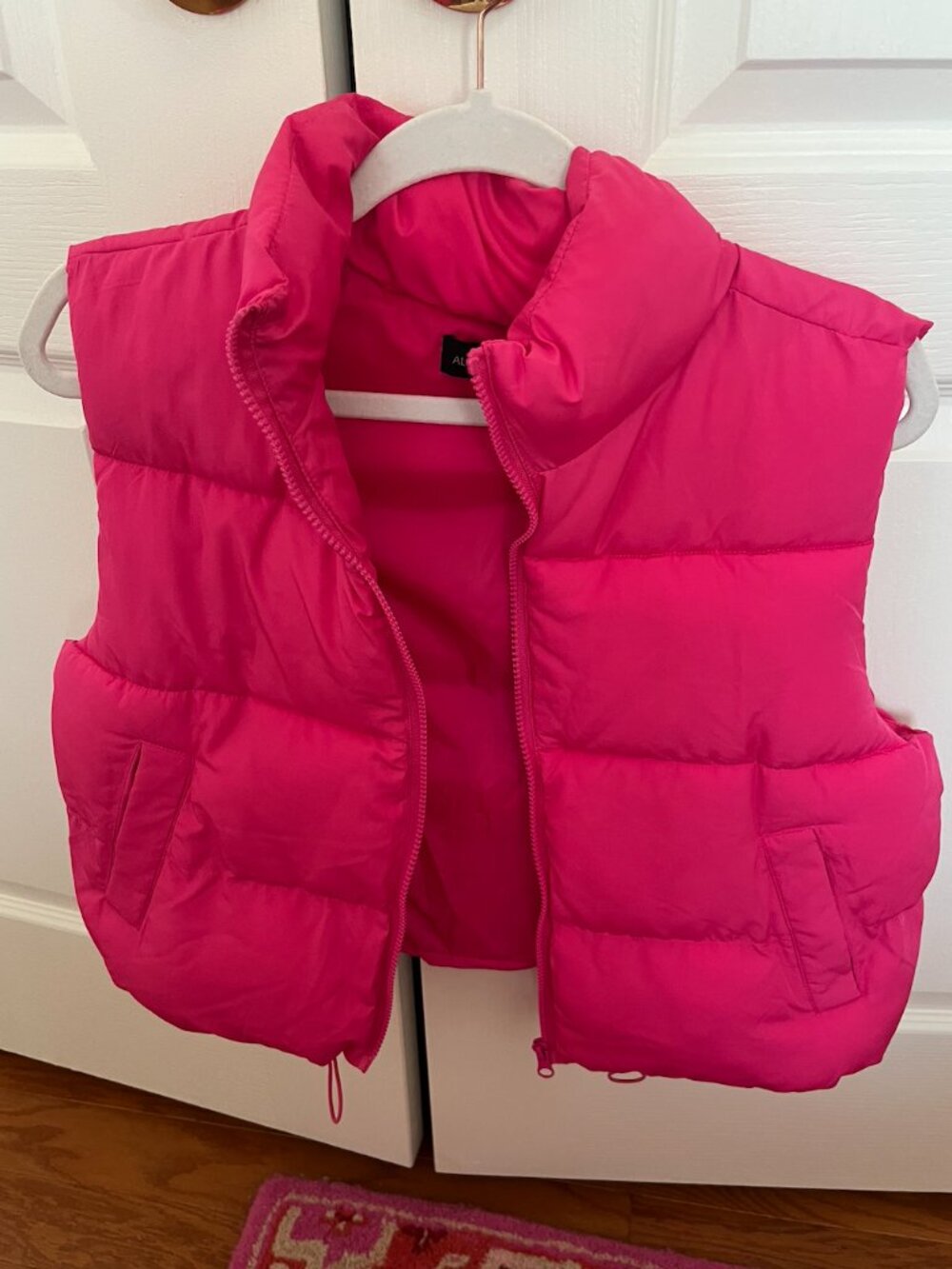 Forever 21/Almost Famous Hot Pink Zip-Up Quilted Puffer Vest